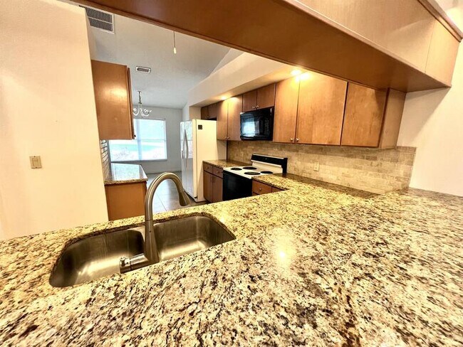 Foto del edificio - 1904 Levine Ln