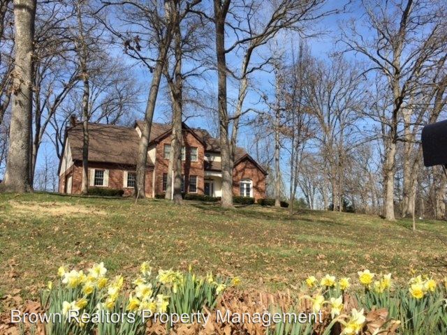 Building Photo - 5293 White Oak Dr