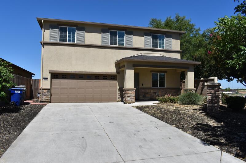 Foto principal - 4297 Freemark Ave