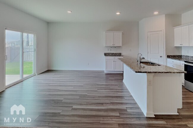 Building Photo - 5924 Pearl Mdw