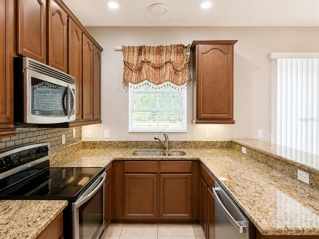 Building Photo - 4851 Fiorazante Ave