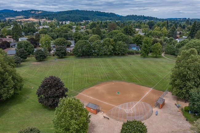 Building Photo - 415-01 Krasilovsky