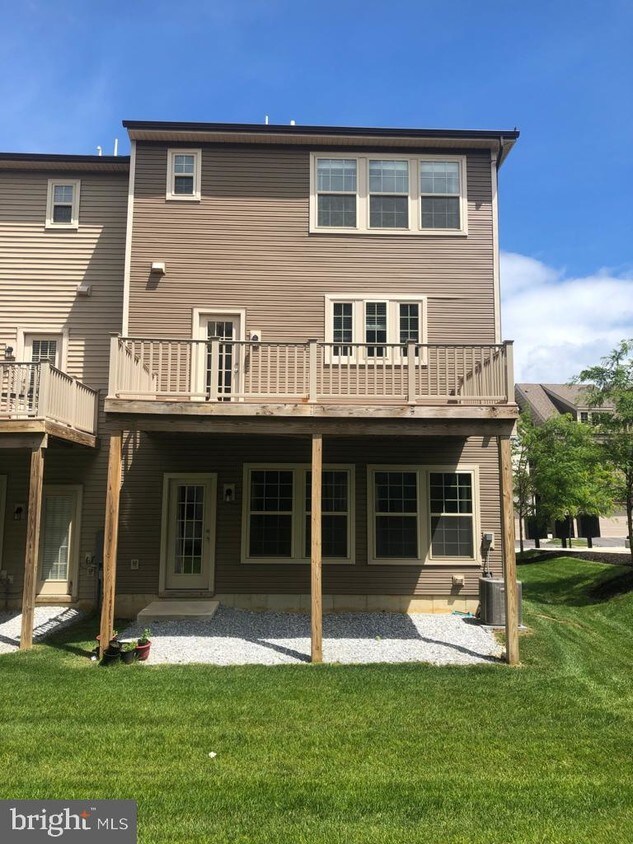 25 Addison Lane, Malvern, PA 19355 Townhome Rentals in Malvern PA