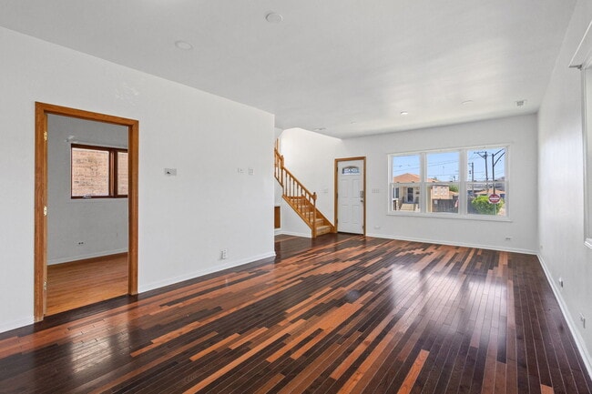 Foto del edificio - 5230 S Lockwood Ave