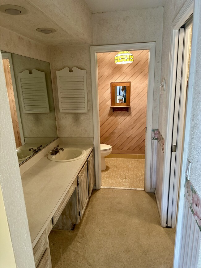 Foto del edificio - 4914 Acorn Dr