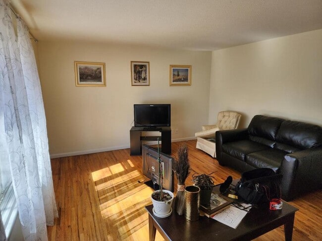 Building Photo - 220 110th Lane NW