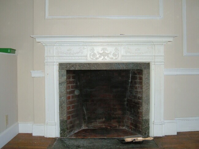 Building Photo - 28 Willett St