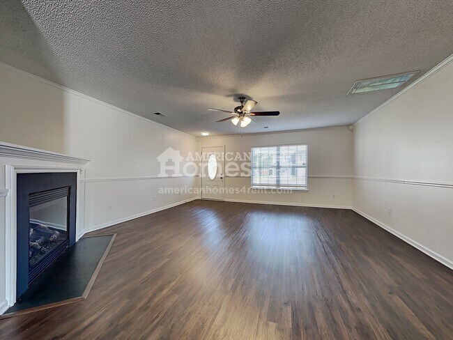 Building Photo - 3023 Loxley Lane