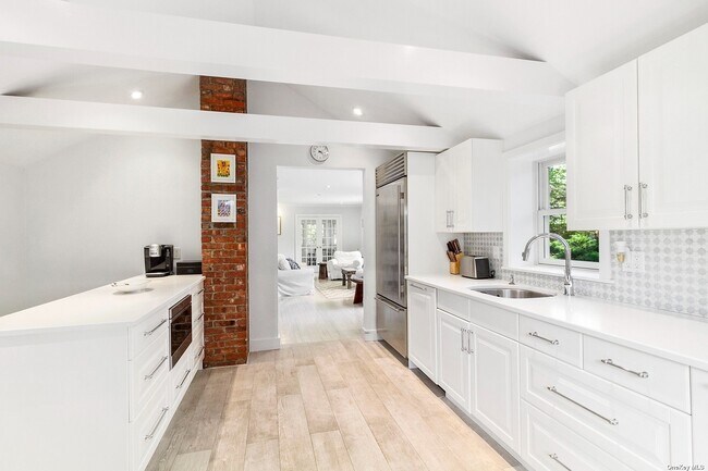 Foto del edificio - 159 Bishops Ln