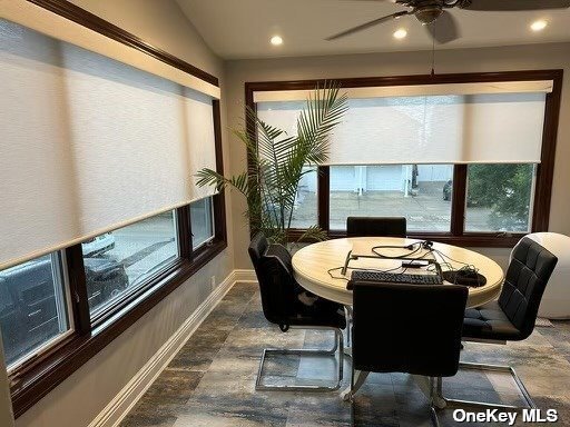 Foto del edificio - 45 W Penn St