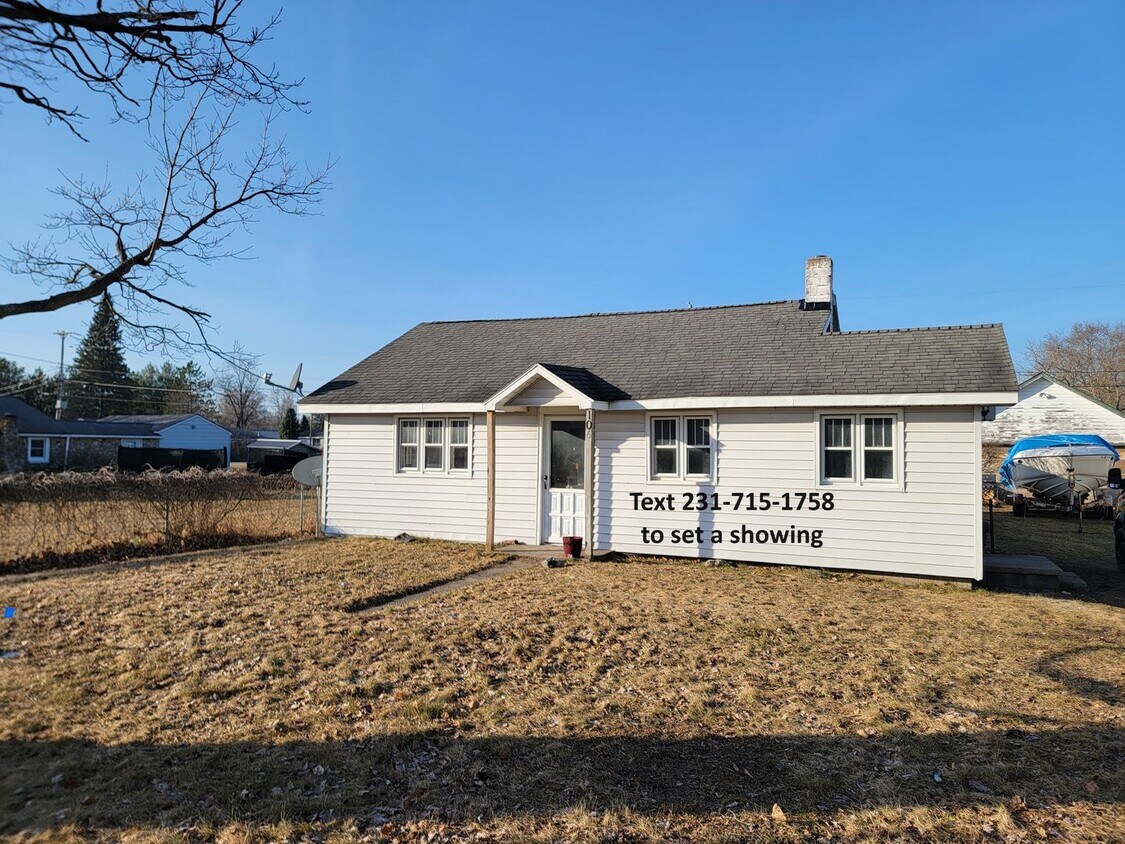 Primary Photo - Charming 3 Bedroom Home in Picturesque Kal...