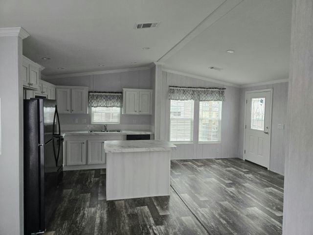 Building Photo - 4125 Park St N