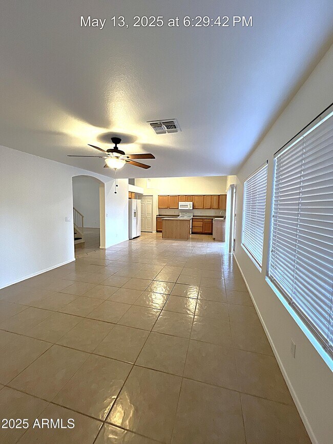 Foto del edificio - 7162 W Mohawk Ln