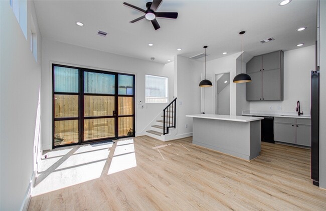 Building Photo - 1506 McKee St