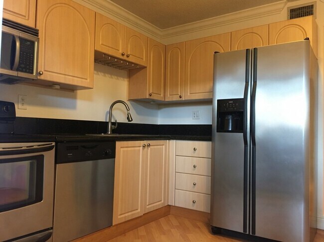 Foto del edificio - 541 NW 82nd Ct
