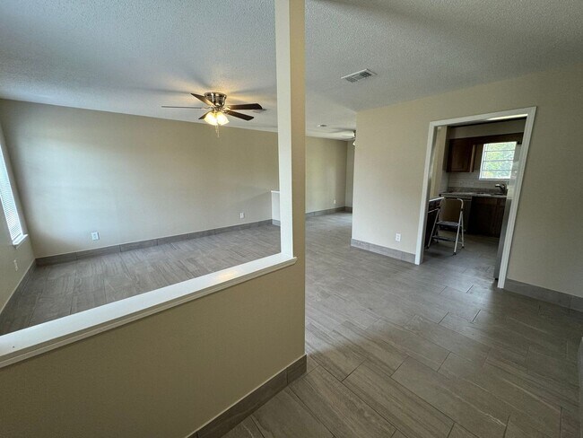 Foto del edificio - Pensacola - Carlisle - 3 Bedroom, 2 Bathroom