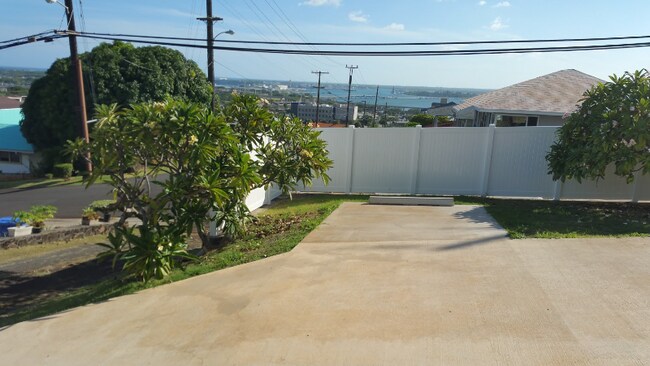 Building Photo - 99520-520 Kaulainahee Pl