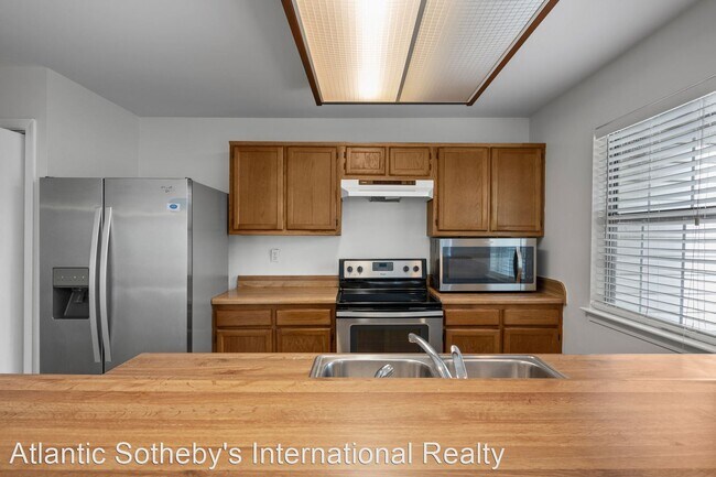 Foto del edificio - 2 br, 2.5 bath House - 4540 Genoa Circle