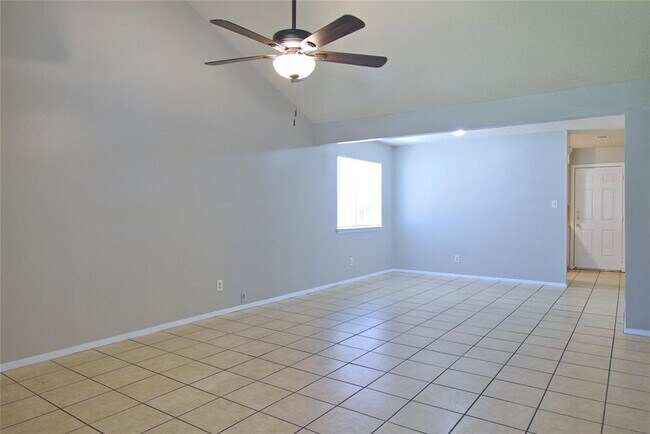 Foto del edificio - 1707 Onion Creek Village Dr