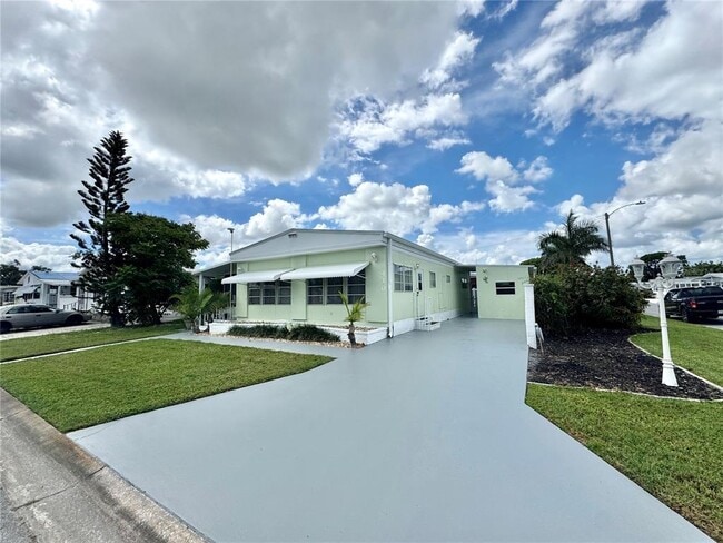 Foto del edificio - 410 49th Ave Terrace W