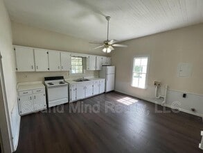 Building Photo - 264 Kivett Rd