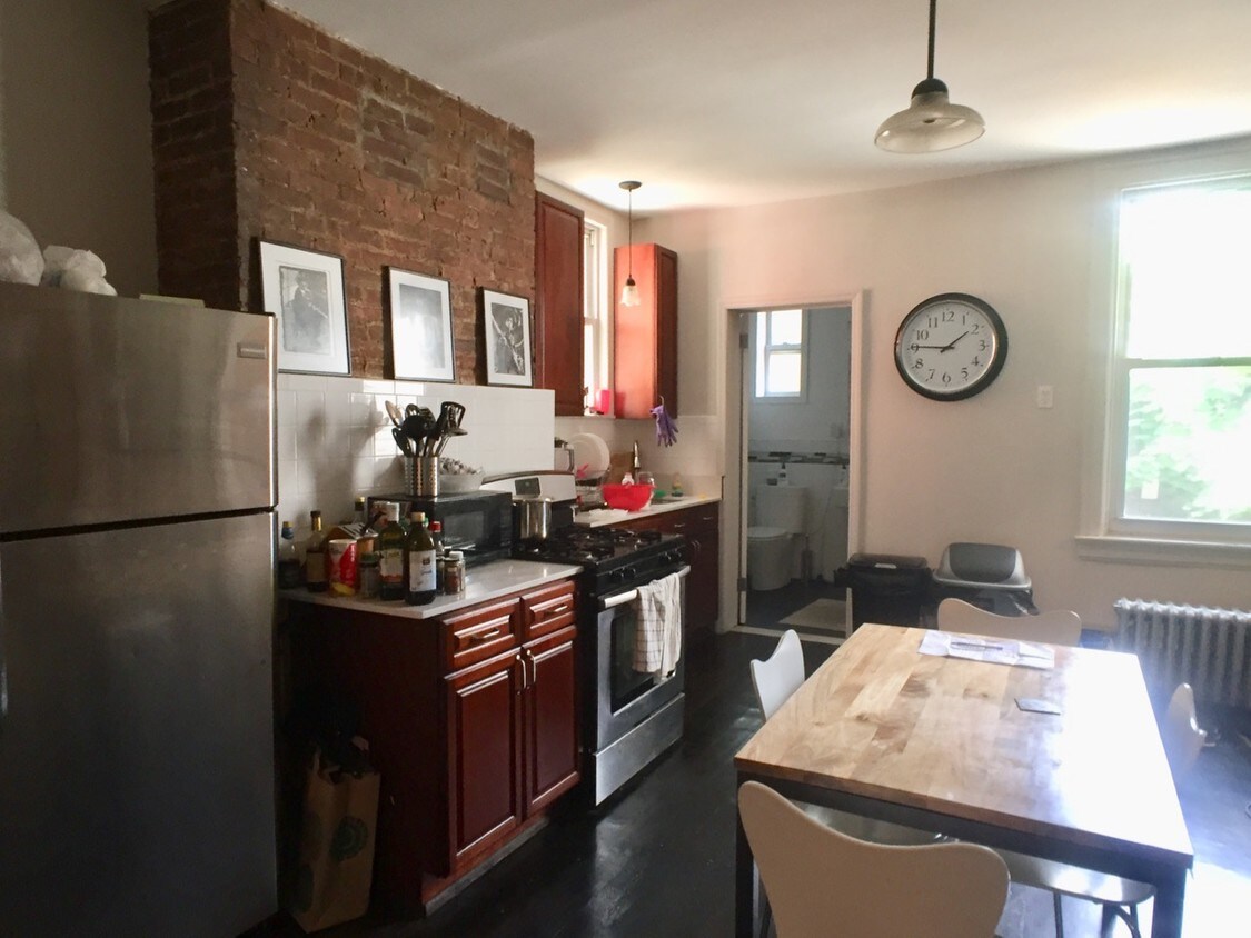 Foto principal - 685 Lorimer St