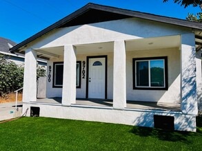 Building Photo - 9702 Pace Ave