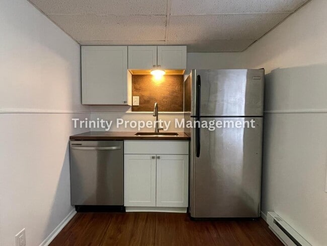 Foto del edificio - 116 1/2 Maryland Ave