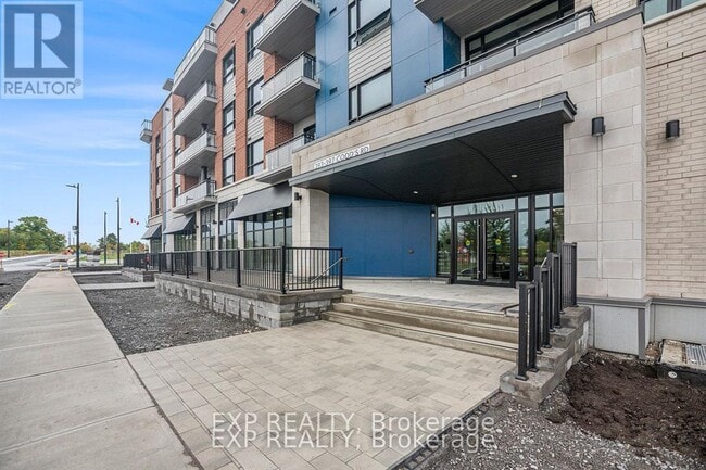 Building Photo - 1350 Hemlock Rd