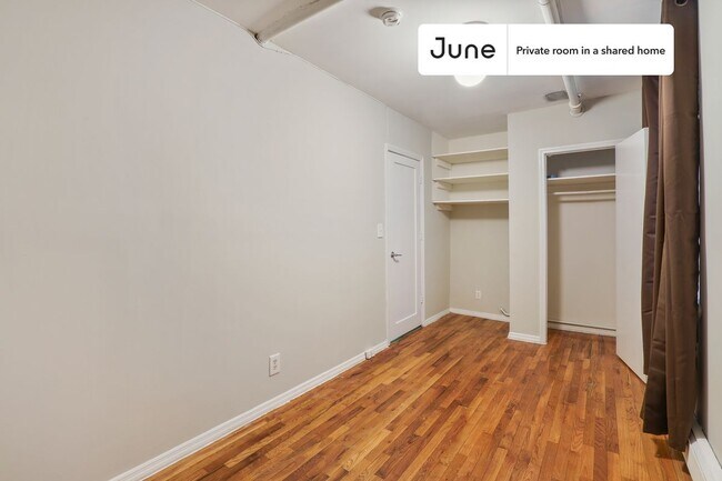 Foto del edificio - Room in Shared 3 bed/2 bath home