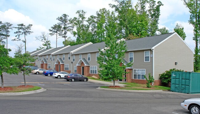 College Club Townhomes Tallahassee, FL