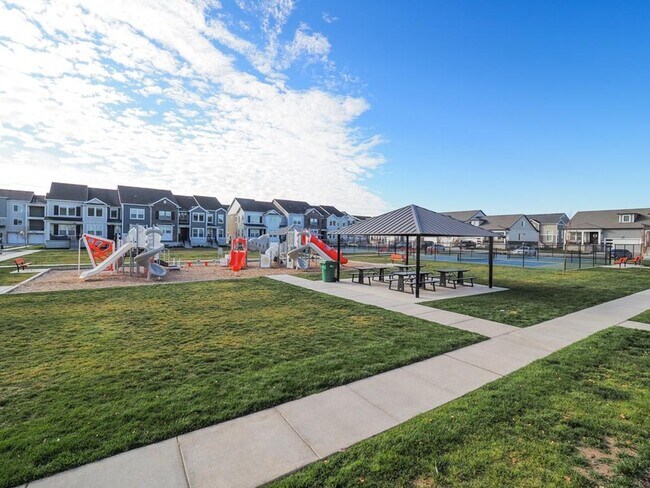 Foto del edificio - 3659 W 1650 N