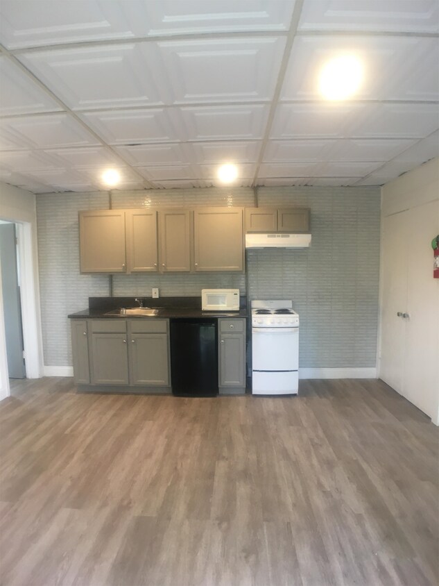 415 Wilson St Unit 1, Lafayette, LA 70501 Room for Rent in Lafayette, LA