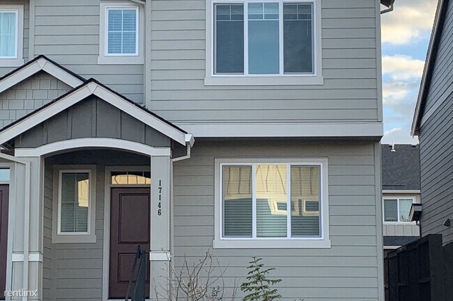 Foto del edificio - 17146 SE Katmai St