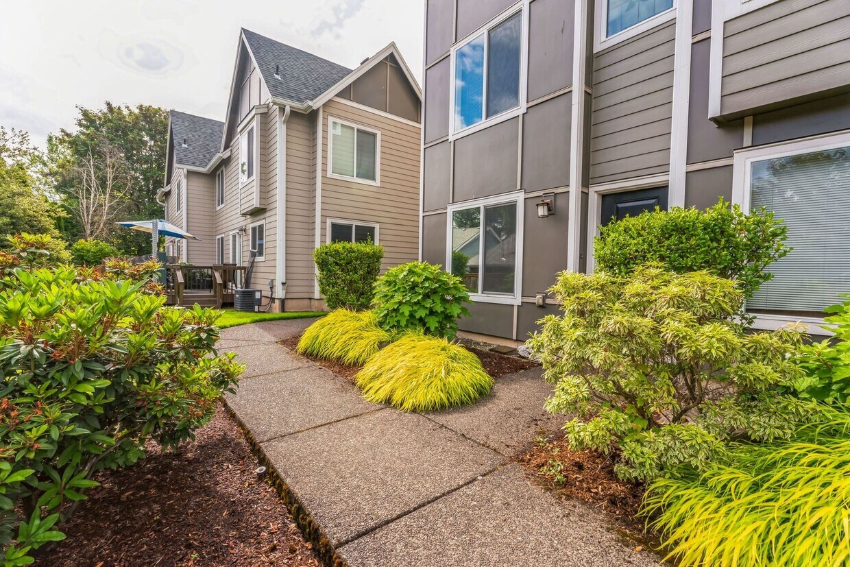 Primary Photo - 17289 SW Whitley Way