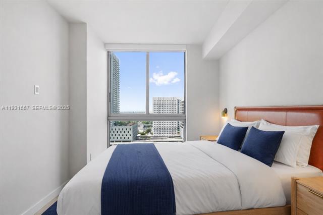 Foto del edificio - 11 NE 6th St