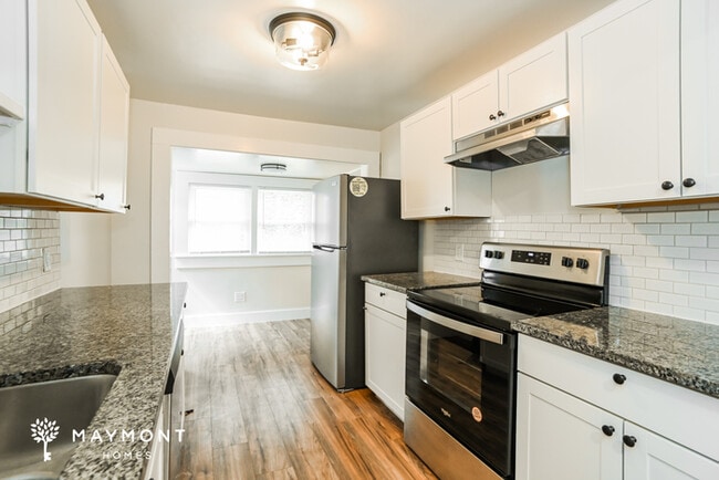 Building Photo - 524 Flint St