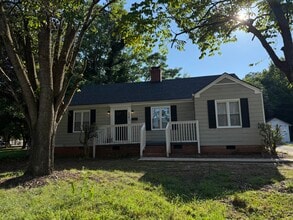 Building Photo - 2301 Lawndale Dr