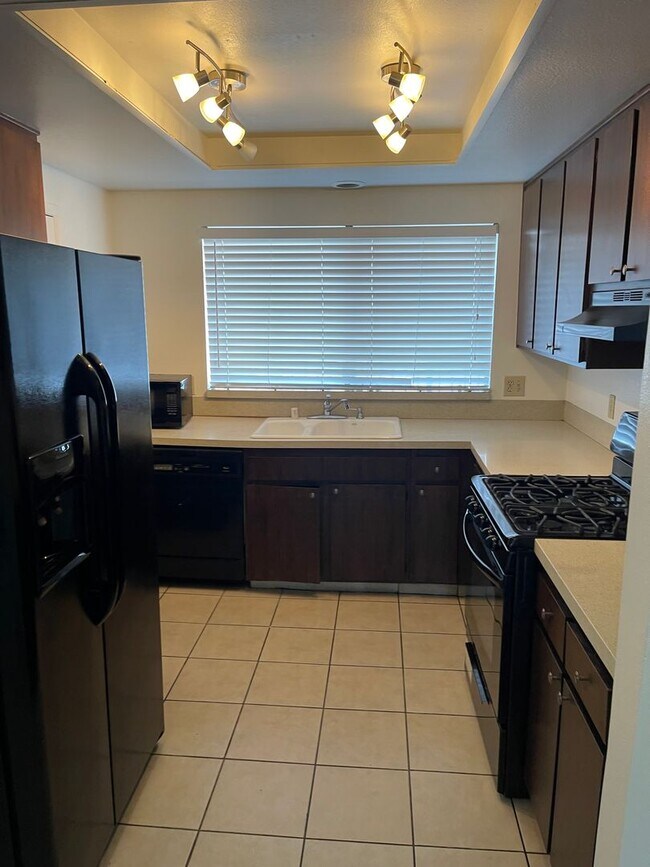 Building Photo - 2BD/2BA Condo - Perris Blvd. #D2