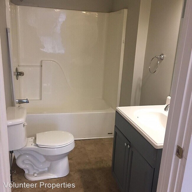 Foto del edificio - 3 br, 2 bath House - 1033E 5th St