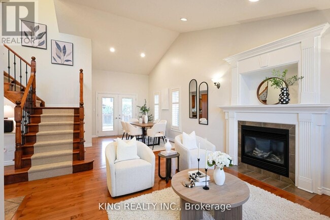 Building Photo - 1223 Coronation Dr