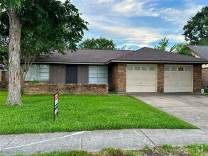 Building Photo - 3216 Edmonton Dr