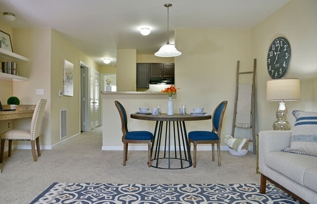 Building Photo - Badger Canyon