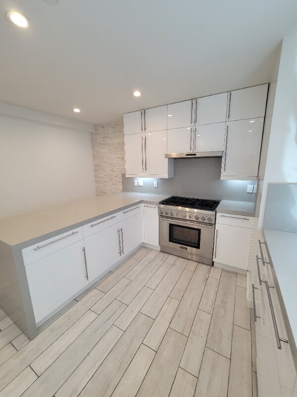 Photo - 947 4th St Apartment