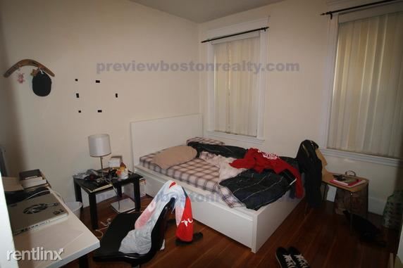 Building Photo - 6 Barrows St