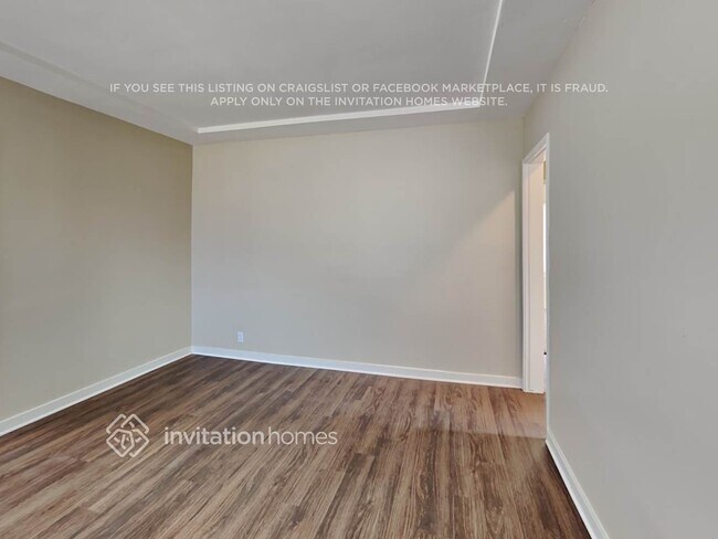 Foto del edificio - 6556 Beeman Ave