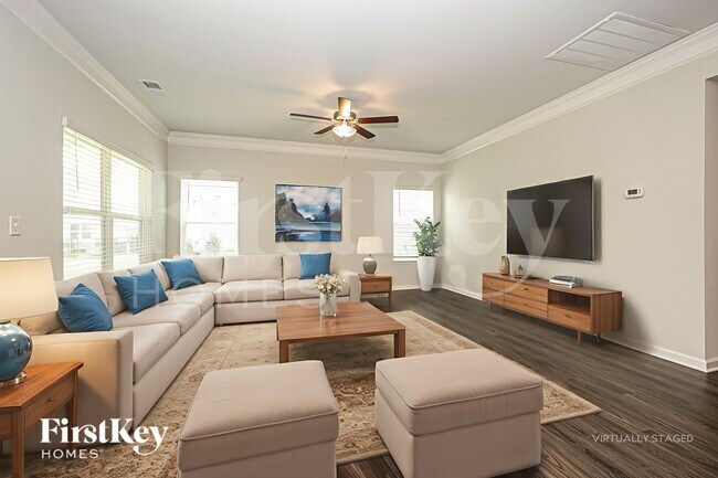 Building Photo - 3727 Pelham Wood Dr