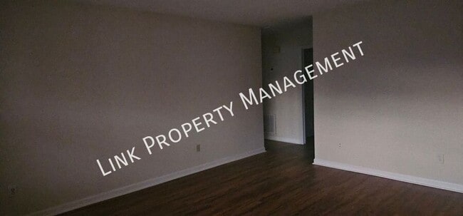 Building Photo - 5101 N Moore Ln