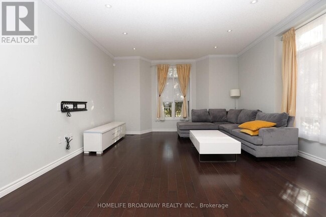 Building Photo - 2 Catherina St