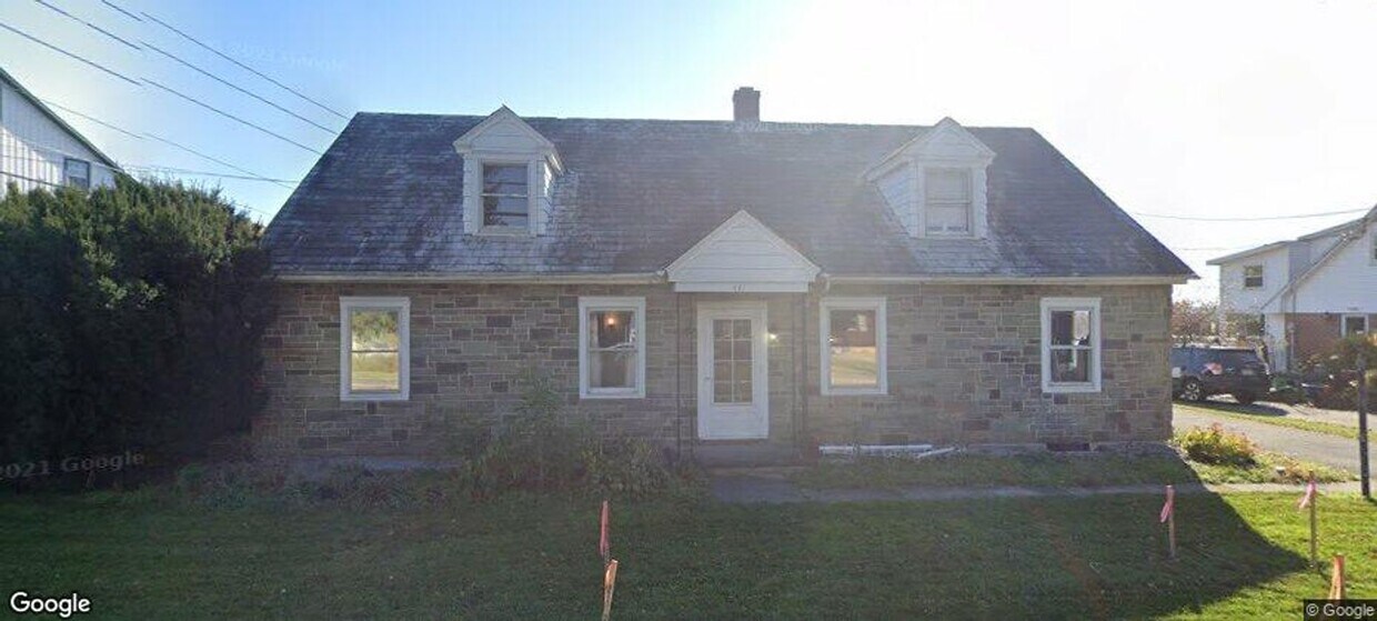 441 Fruitville Pike Unit 2, Manheim, PA 17545 Room for Rent in